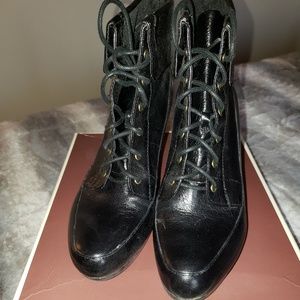 Naturalizer boots
